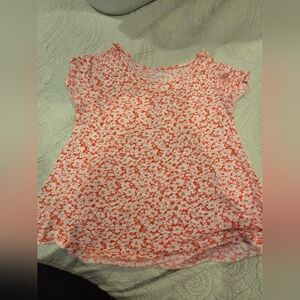 Old Navy Coral and White Floral Short-Sleeve Tee
